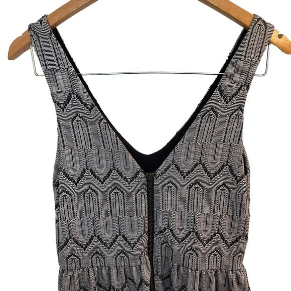 Lucky Brand Women’s Patterned Fit & Flare Dress V-Neck Sleeveless Lined Small - Picture 7 of 9